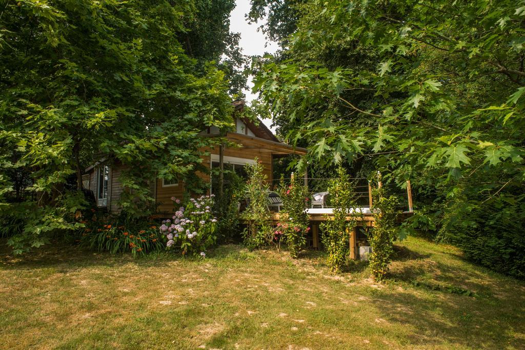 Marosenia Ttiki - Cabanes Et Spa Ascain Bagian luar foto