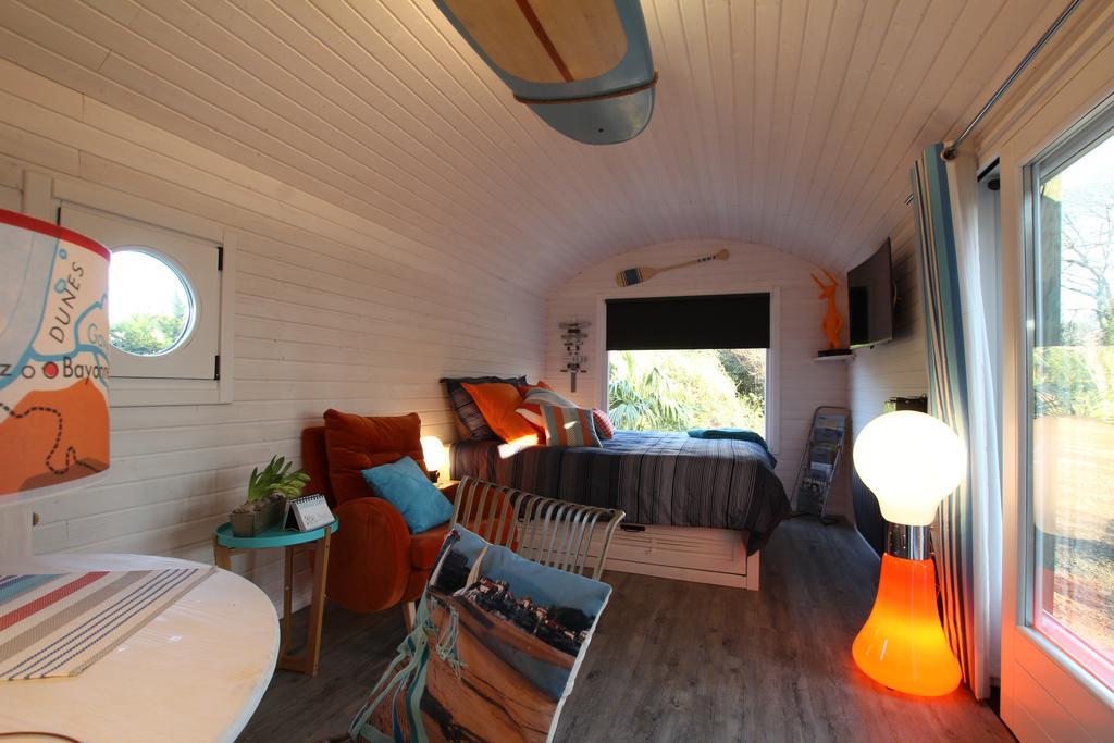 Marosenia Ttiki - Cabanes Et Spa Ascain Bagian luar foto